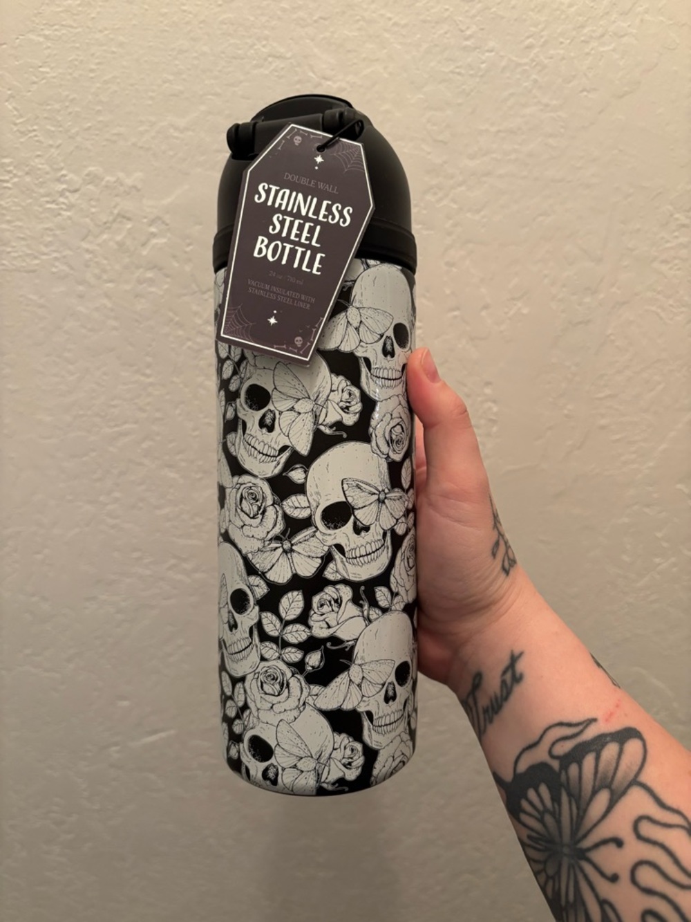 Stainless Steel Skull & Rose Bottle - Black & White